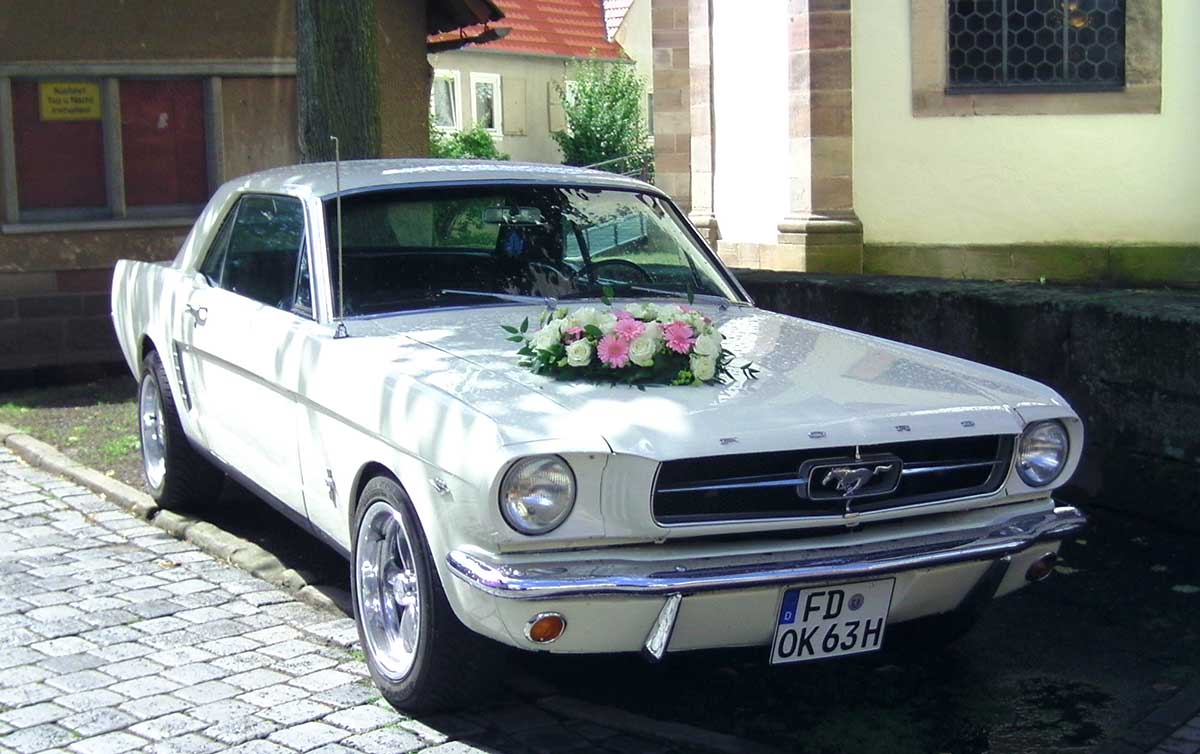 Hochzeitsauto - Blumengesteck - Hochzeitsfloristik - Biancas Blumenstil - Rhön